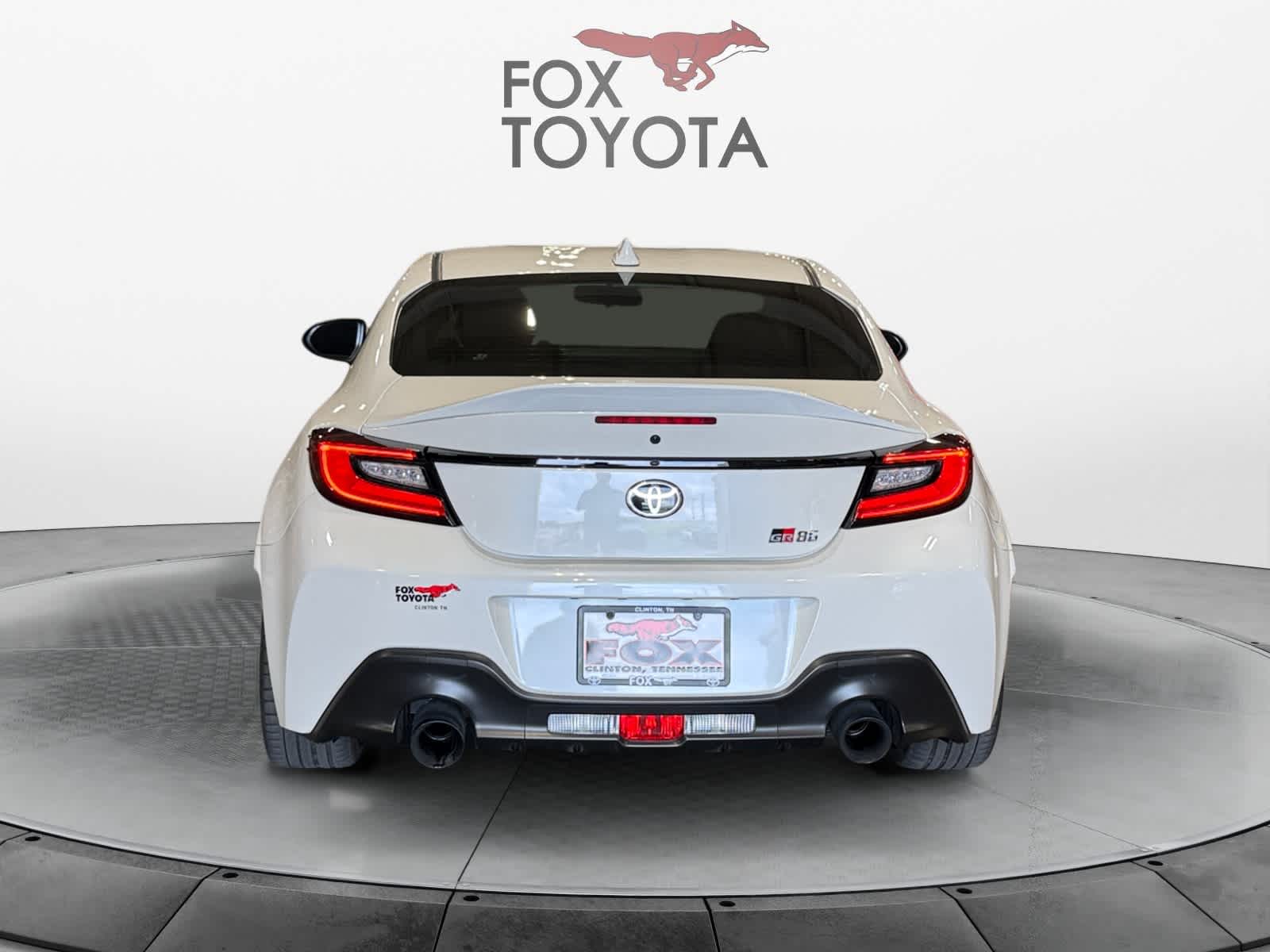 2024 Toyota GR86 Premium