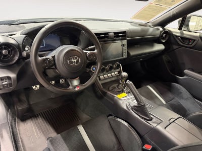 2025 Toyota GR86 Premium