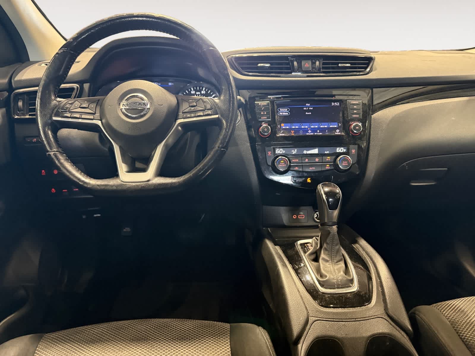 2021 Nissan Rogue Sport SV