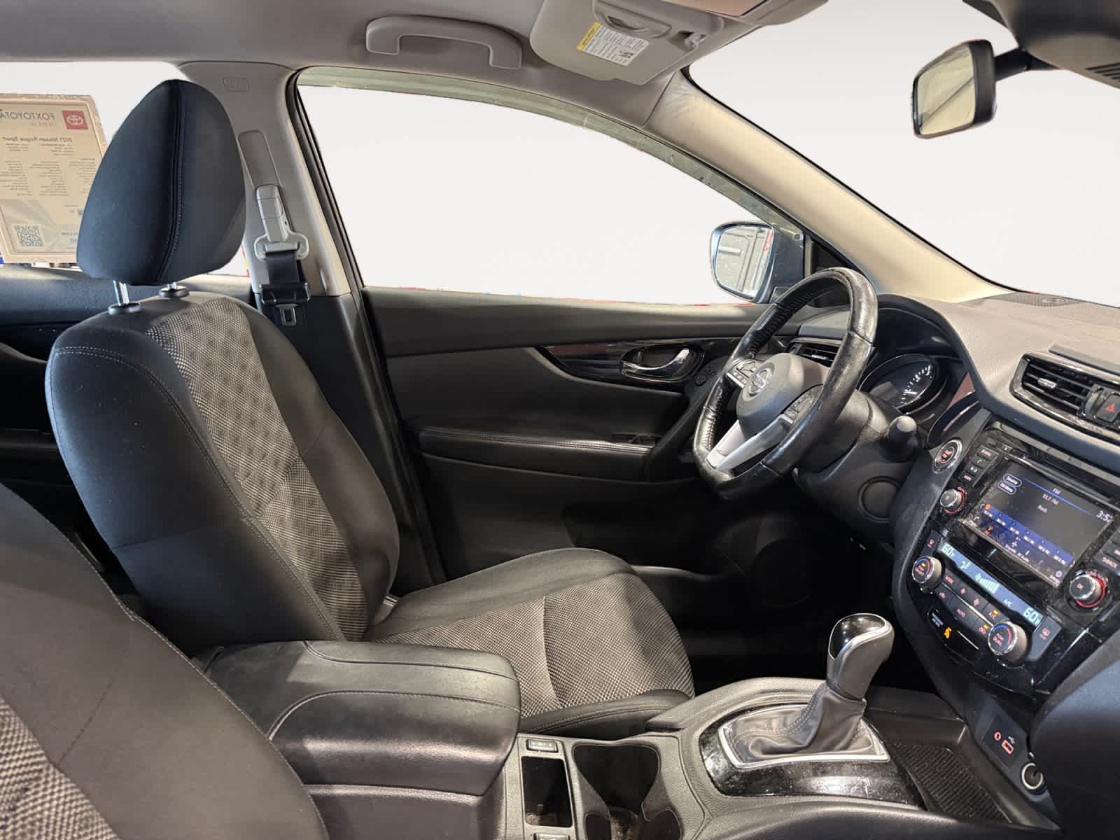 2021 Nissan Rogue Sport SV