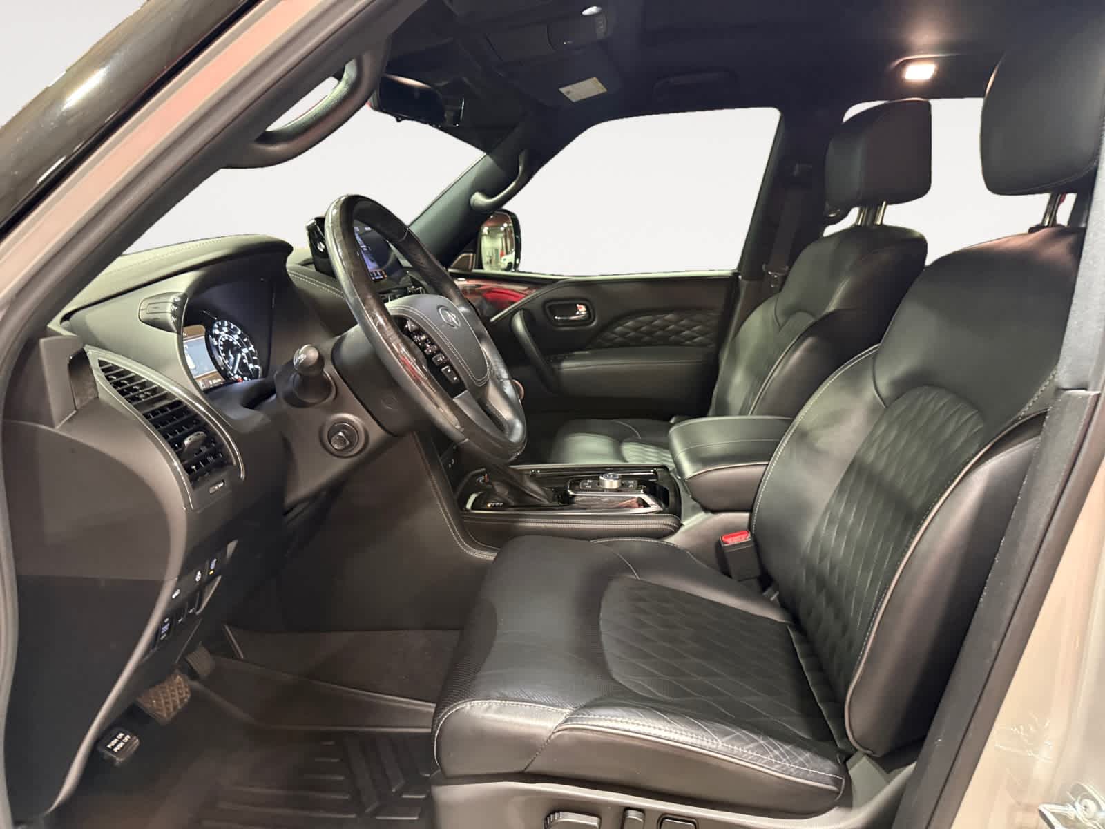 2022 INFINITI QX80 SENSORY