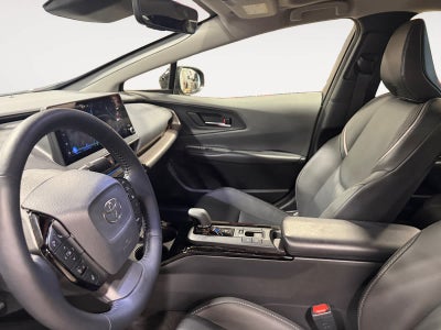 2025 Toyota Prius XLE