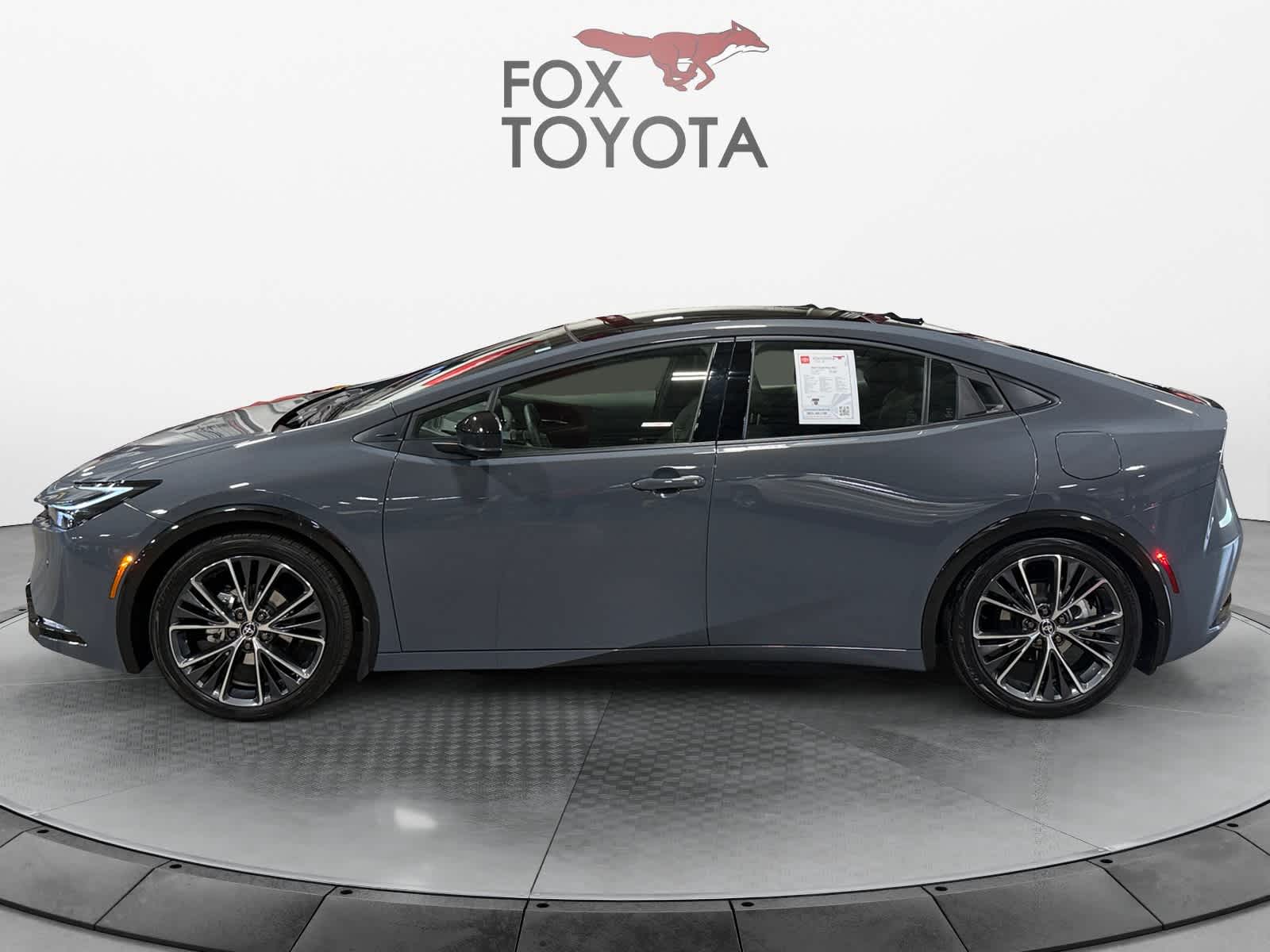 2025 Toyota Prius XLE