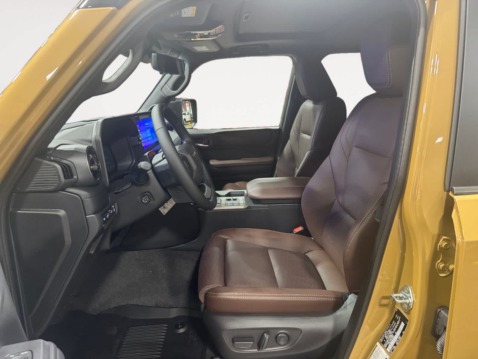 2025 Toyota Land Cruiser 4WD (Natl)