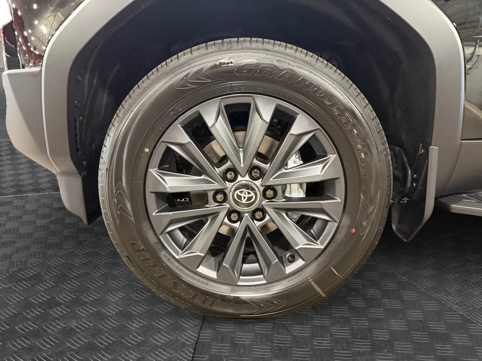 2027 Toyota Land Cruiser 4WD (Natl)