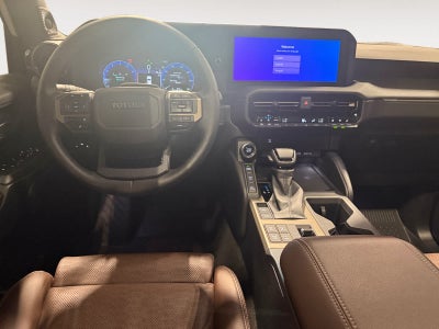2026 Toyota Land Cruiser 4WD (Natl)