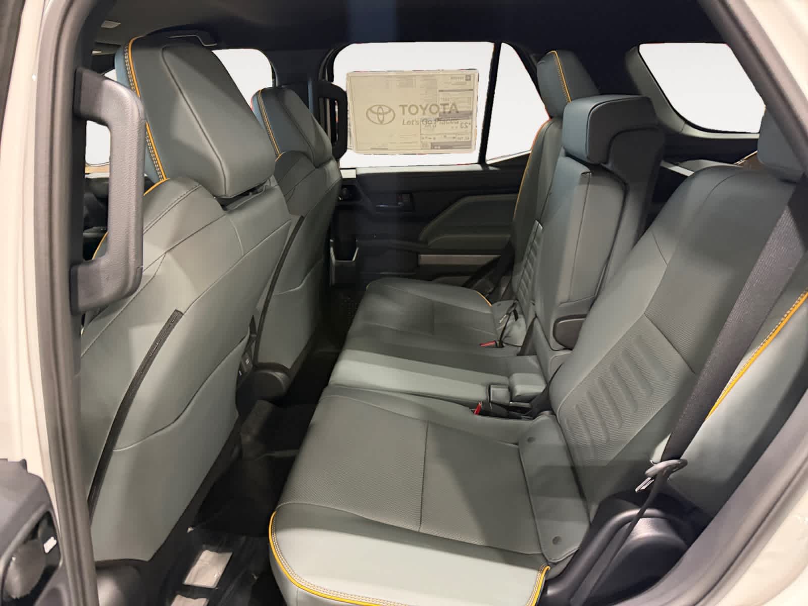 2026 Toyota 4Runner Hybrid Trailhunter