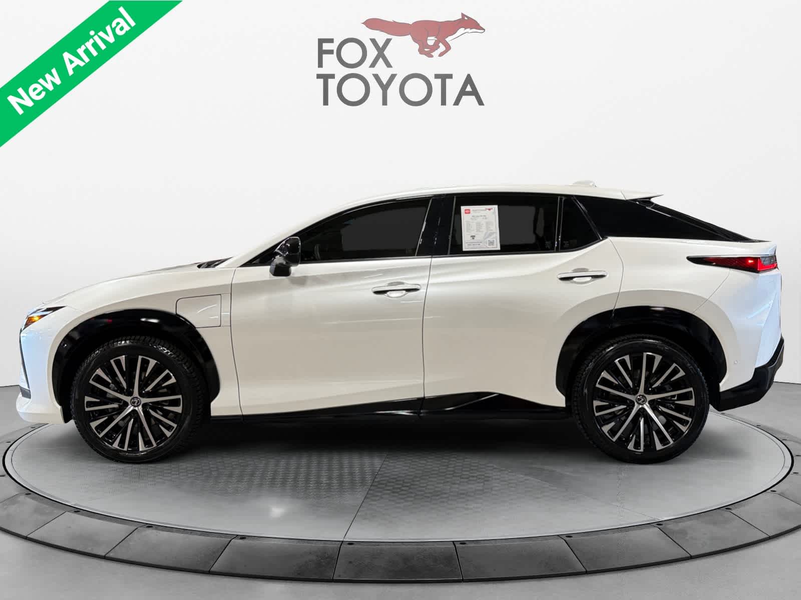 2023 Lexus RZ 450e Premium