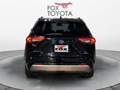 2022 Toyota RAV4 Hybrid SE