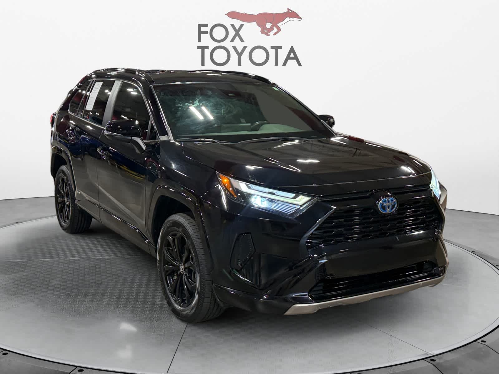 2022 Toyota RAV4 Hybrid SE