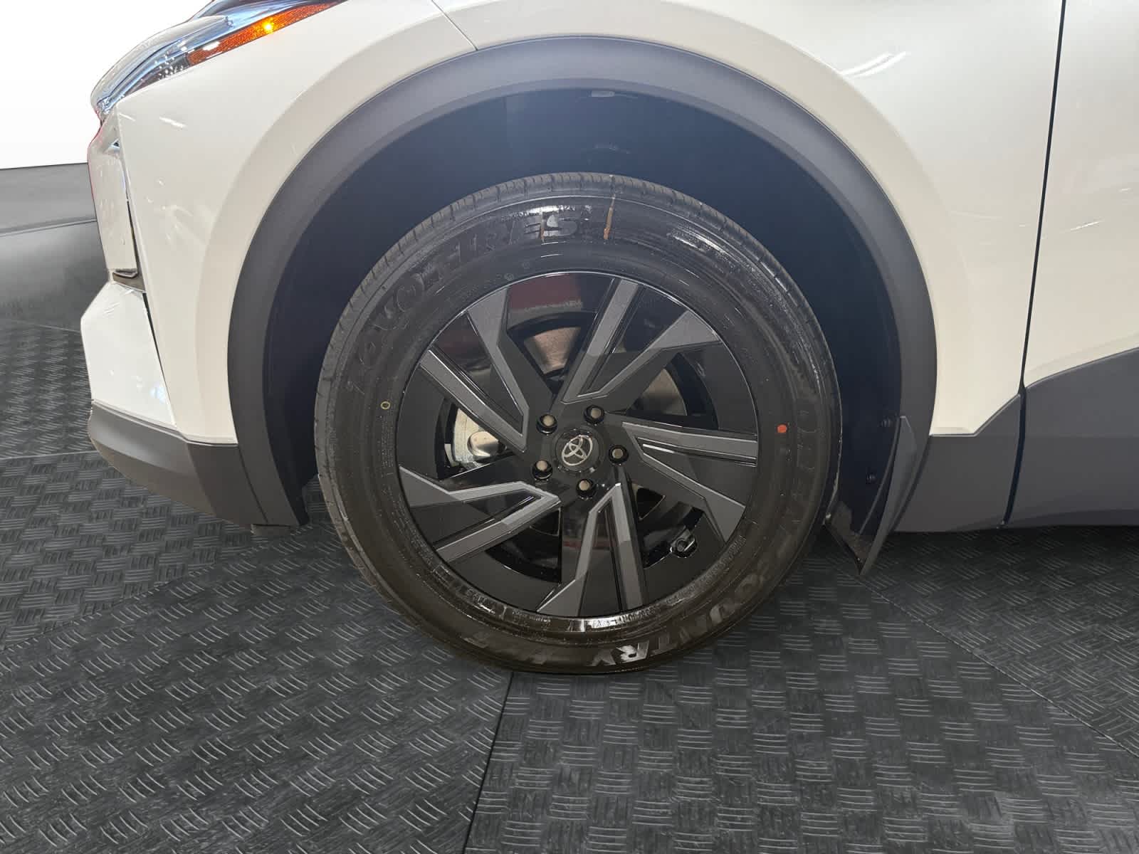 2026 Toyota C-HR SE