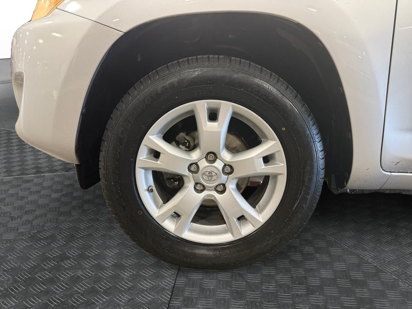 2012 Toyota RAV4 4WD 4dr I4 (Natl)