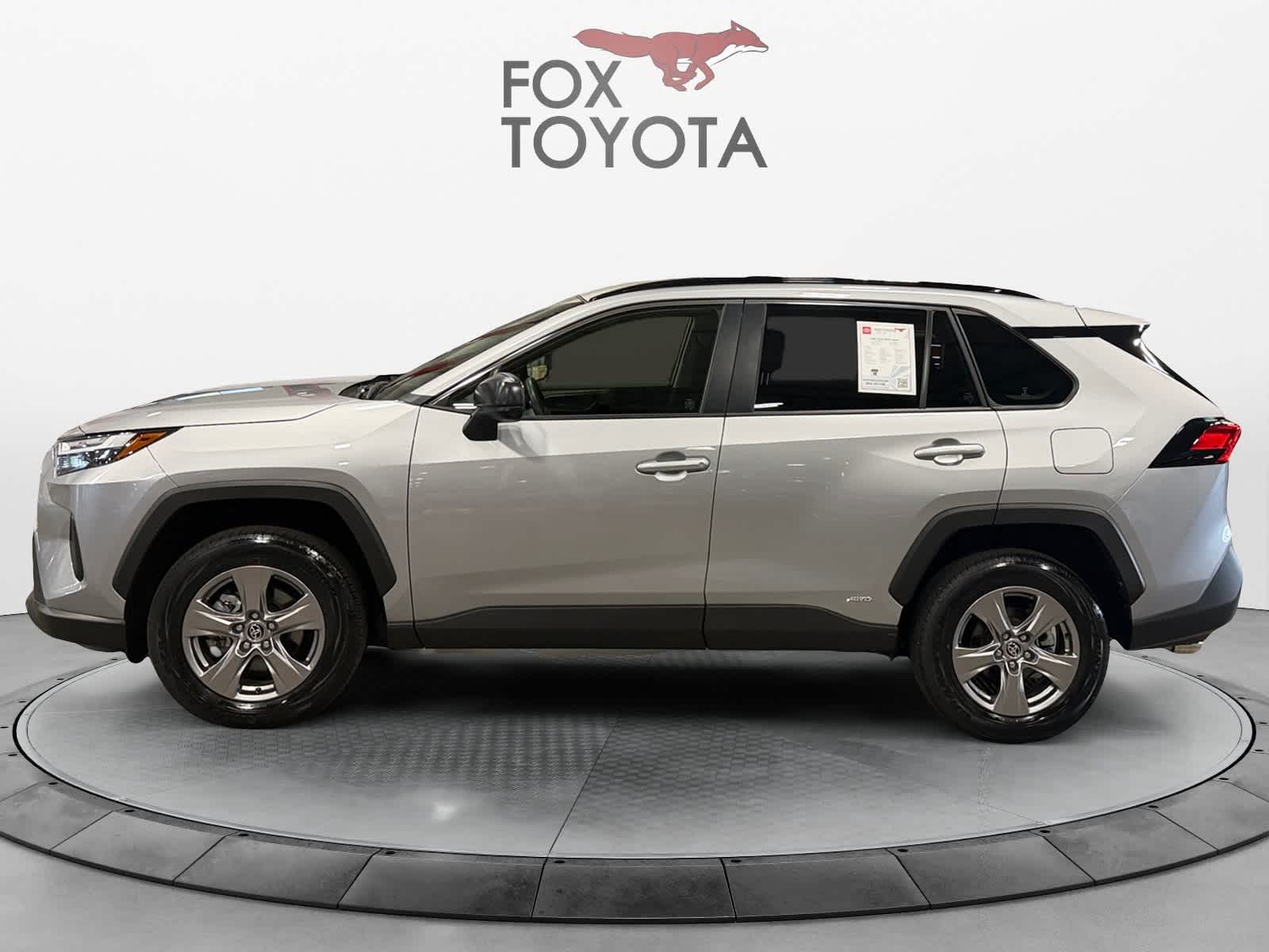 2025 Toyota RAV4 Hybrid LE