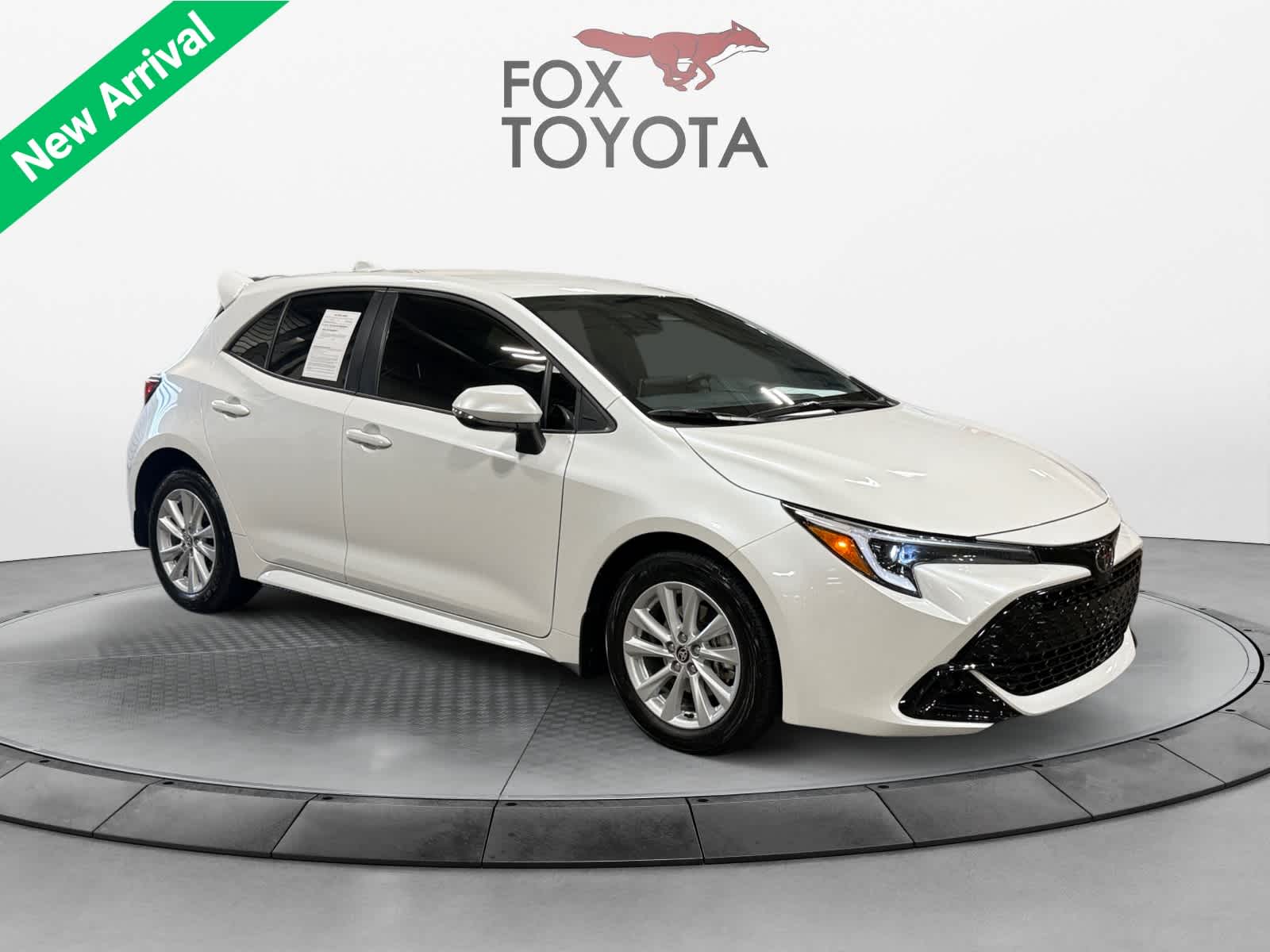 2025 Toyota Corolla Hatchback SE