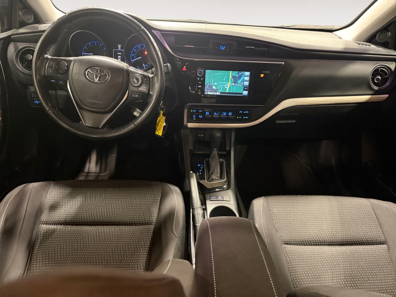 2017 Toyota Corolla iM CVT (Natl)