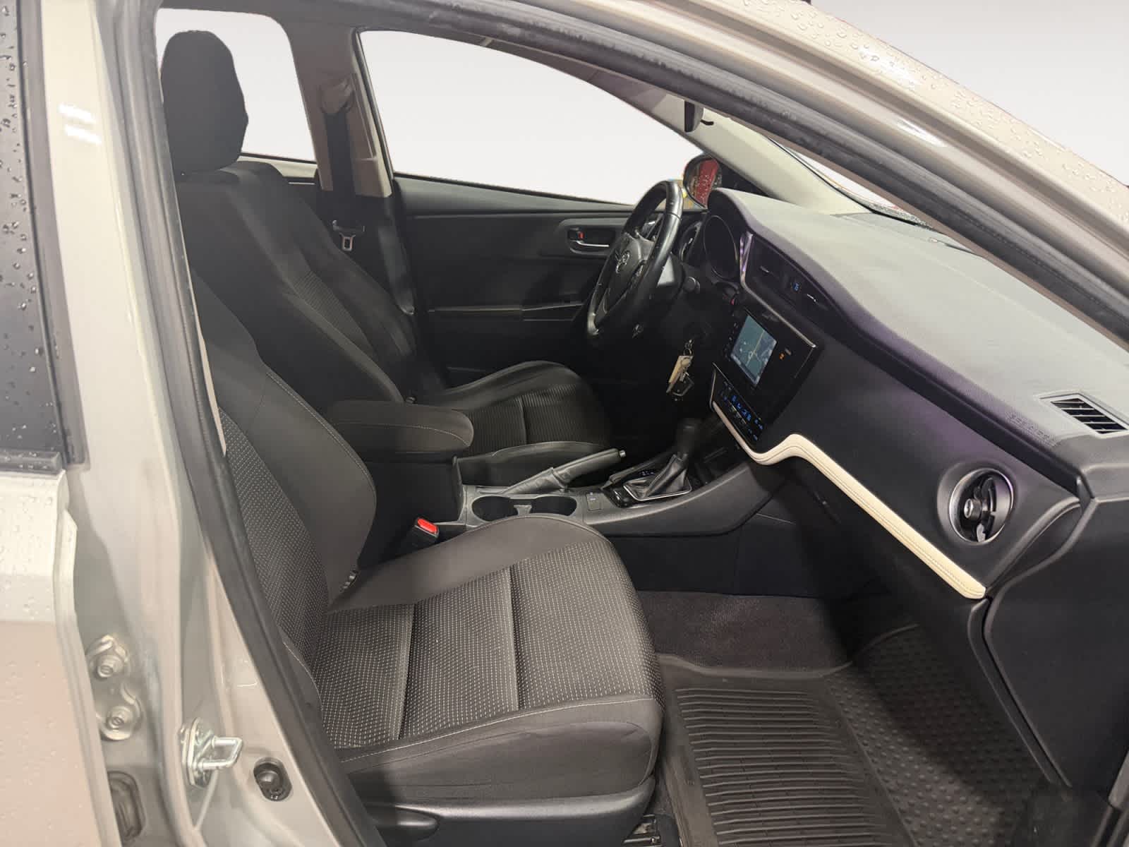2017 Toyota Corolla iM CVT (Natl)