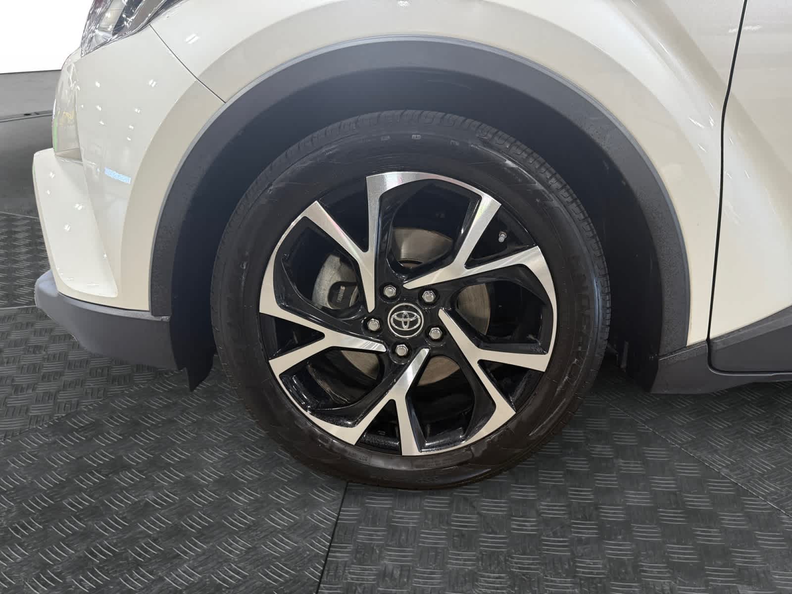 2019 Toyota C-HR Limited