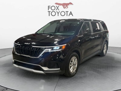 2023 Kia Carnival LX