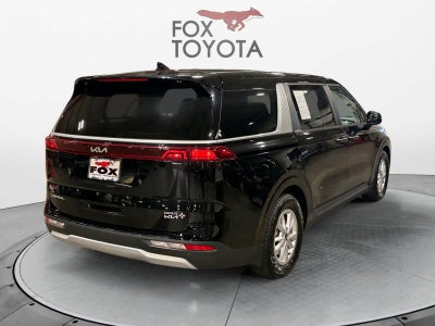 2023 Kia Carnival LX