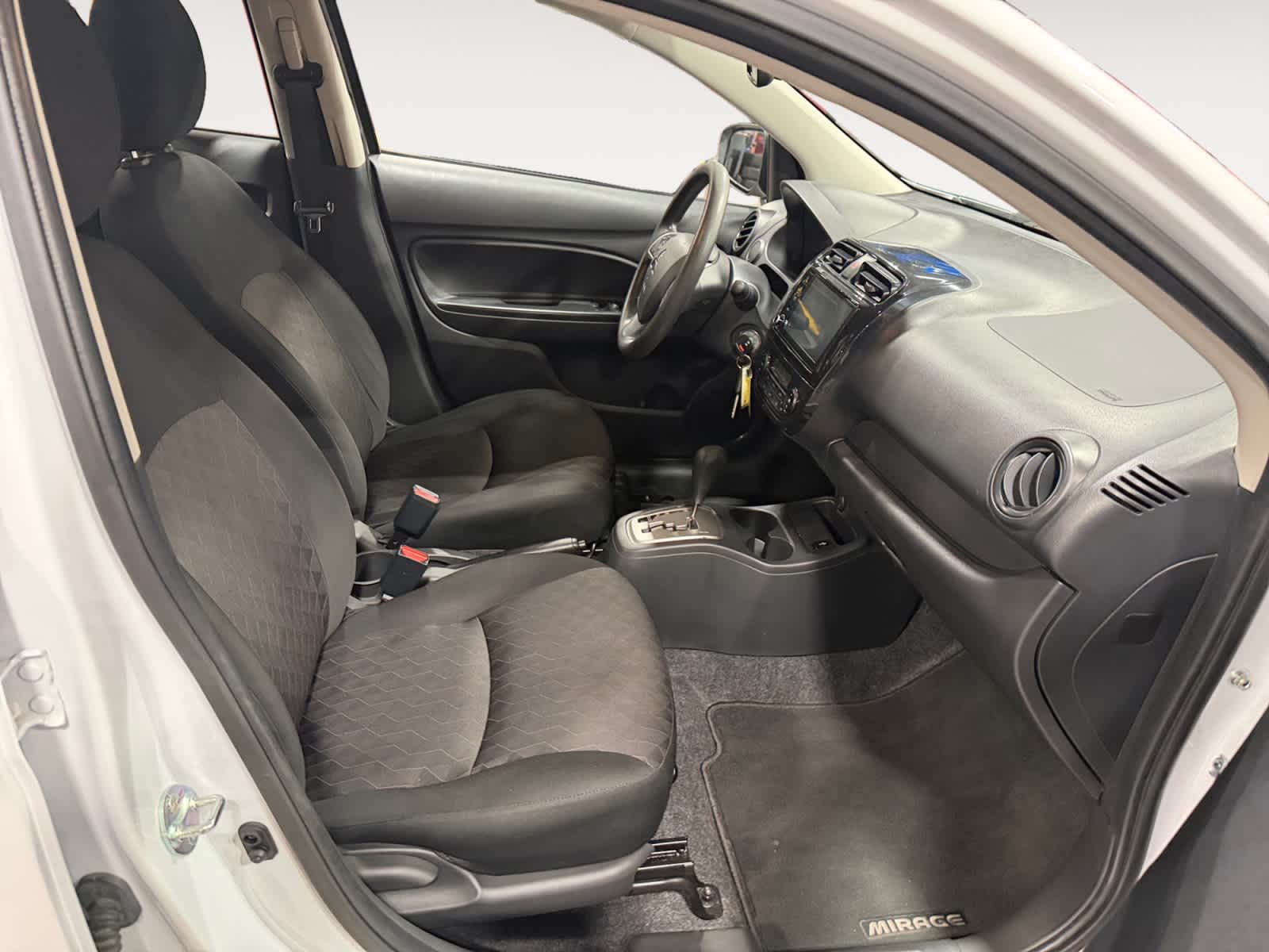 2022 Mitsubishi Mirage ES