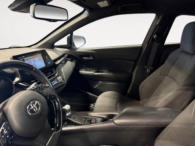 2018 Toyota C-HR XLE Premium