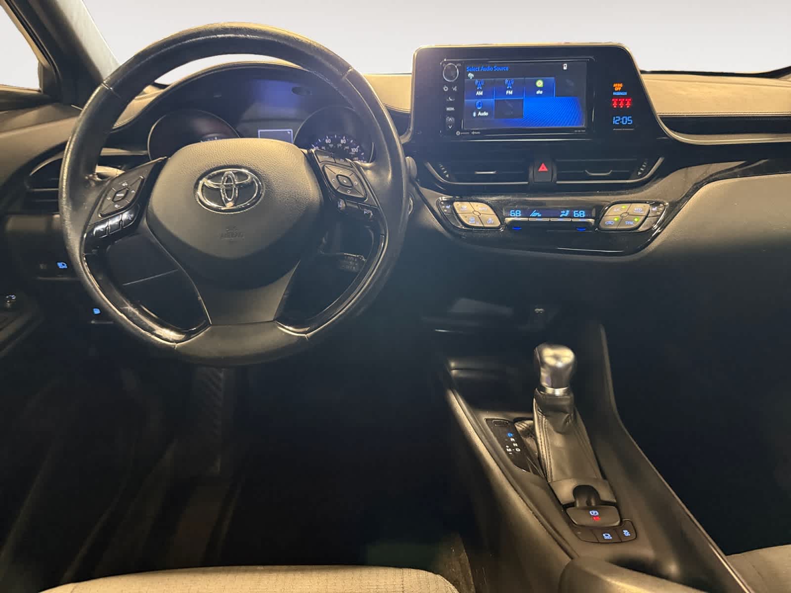 2018 Toyota C-HR XLE Premium