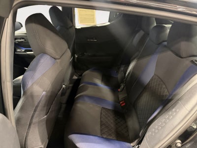 2021 Toyota C-HR XLE