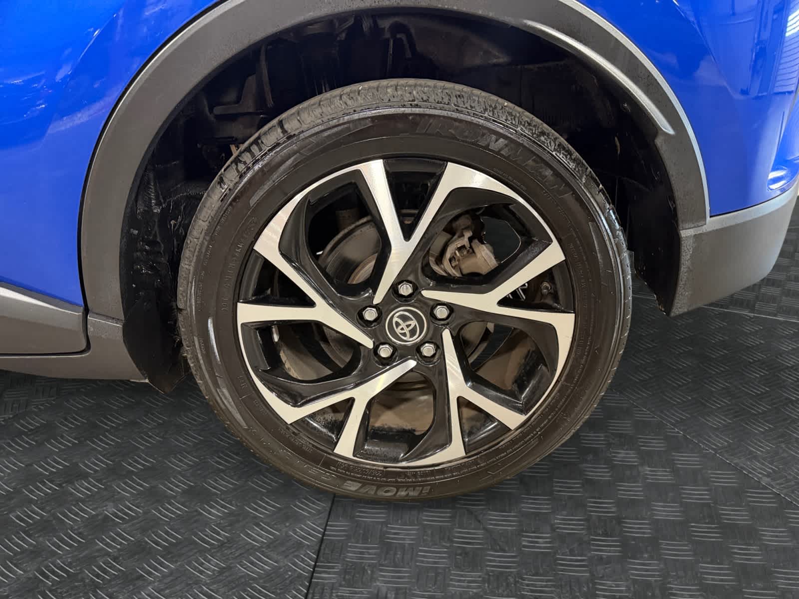 2018 Toyota C-HR XLE