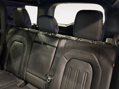 2022 Land Rover Defender X-Dynamic SE