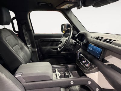 2022 Land Rover Defender X-Dynamic SE