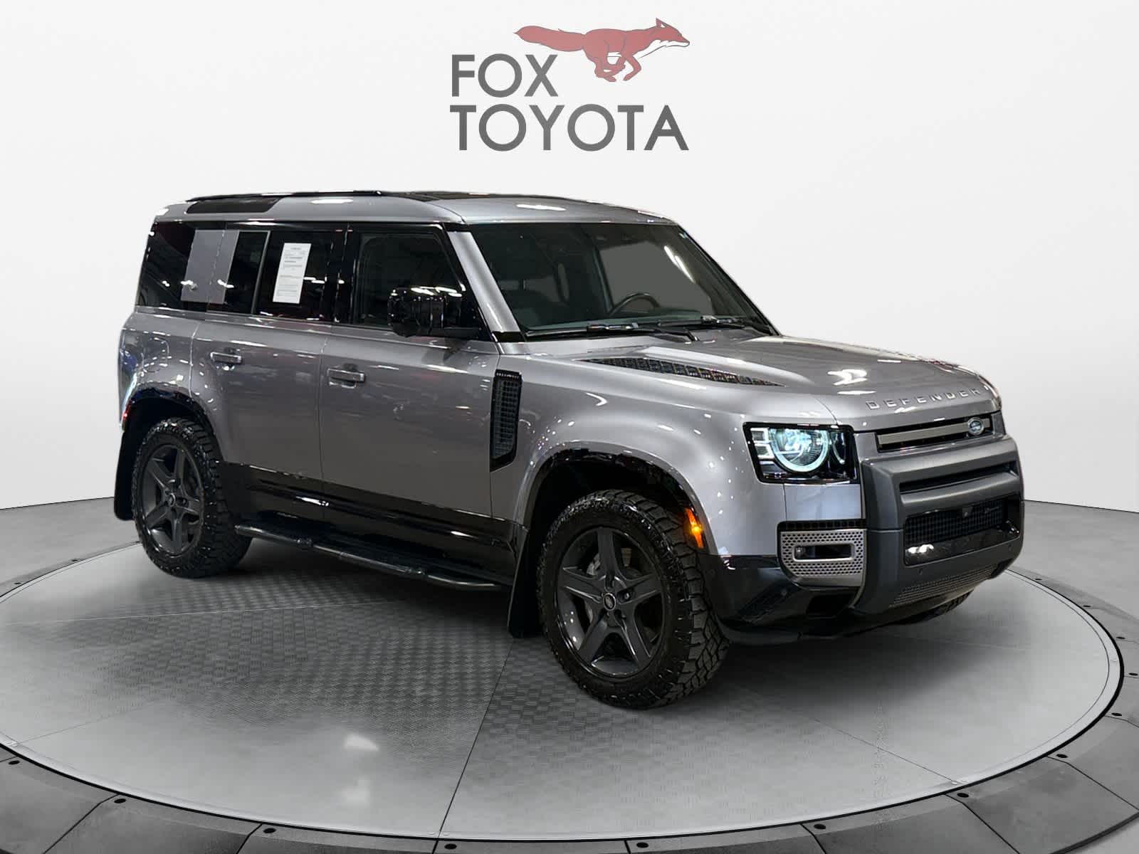 2022 Land Rover Defender X-Dynamic SE