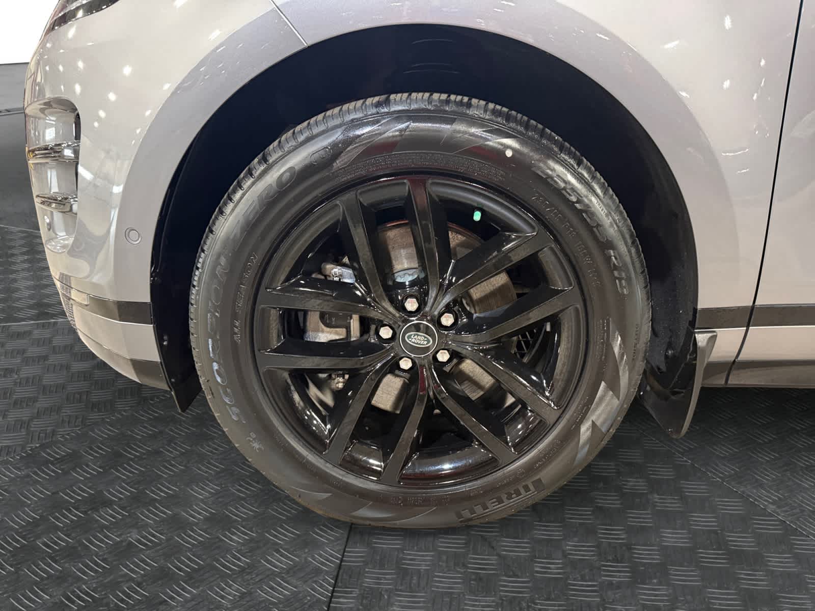 2024 Land Rover Range Rover Evoque Dynamic SE