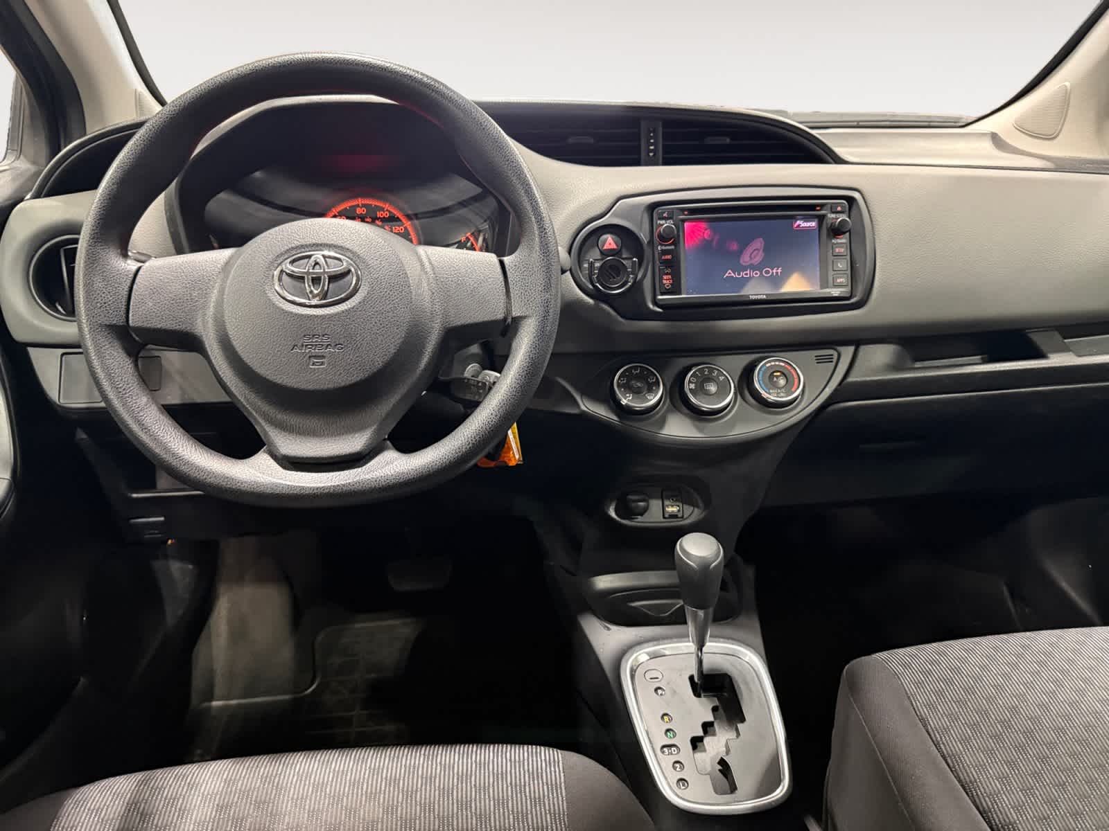 2016 Toyota Yaris L