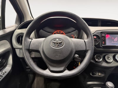 2016 Toyota Yaris L