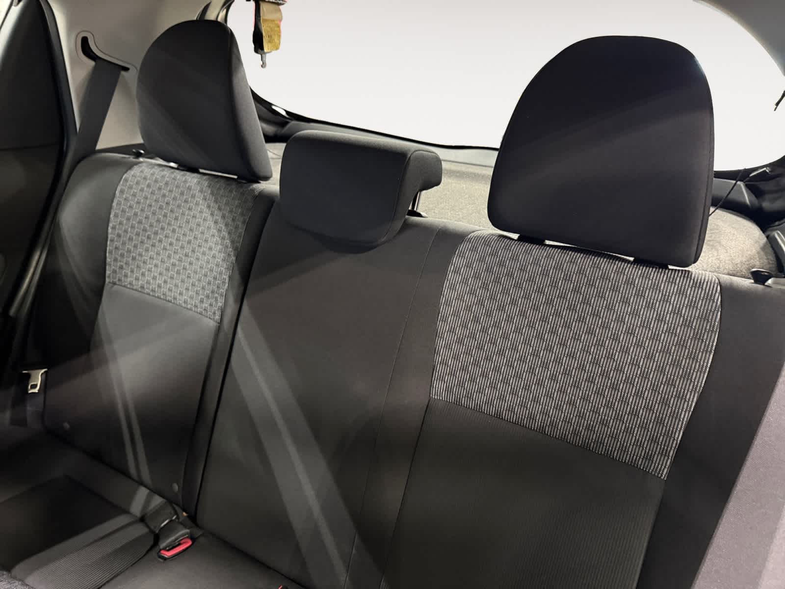 2016 Toyota Yaris L