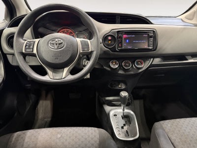 2017 Toyota Yaris L