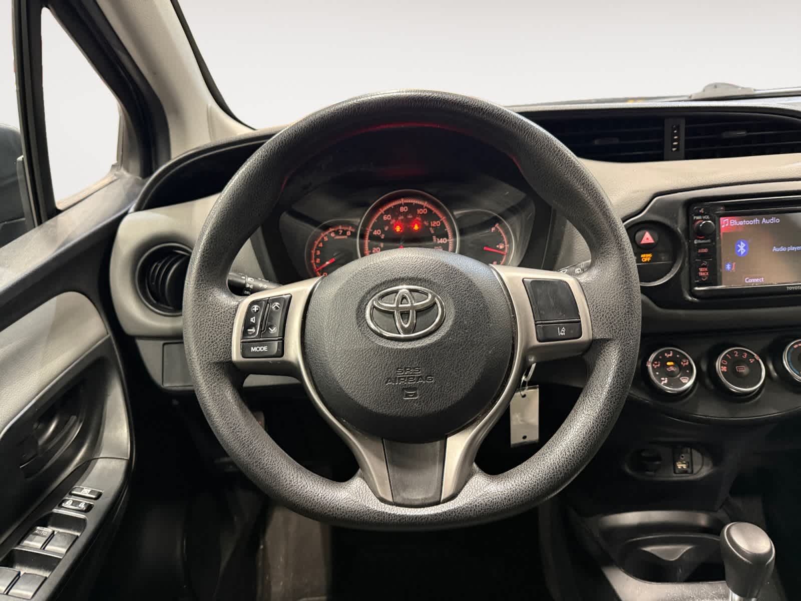 2017 Toyota Yaris L