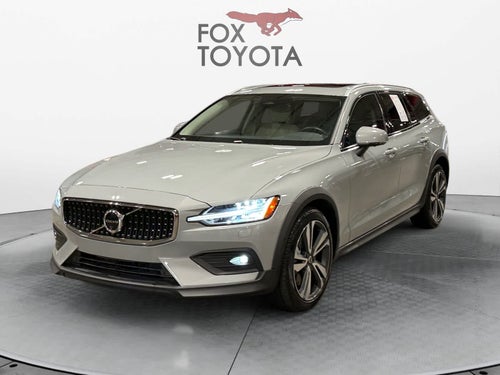 2025 Volvo V60 Cross Country Plus
