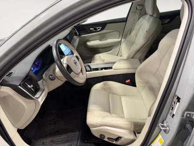 2025 Volvo V60 Cross Country Plus