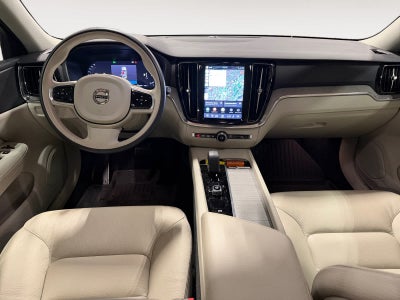2025 Volvo V60 Cross Country Plus