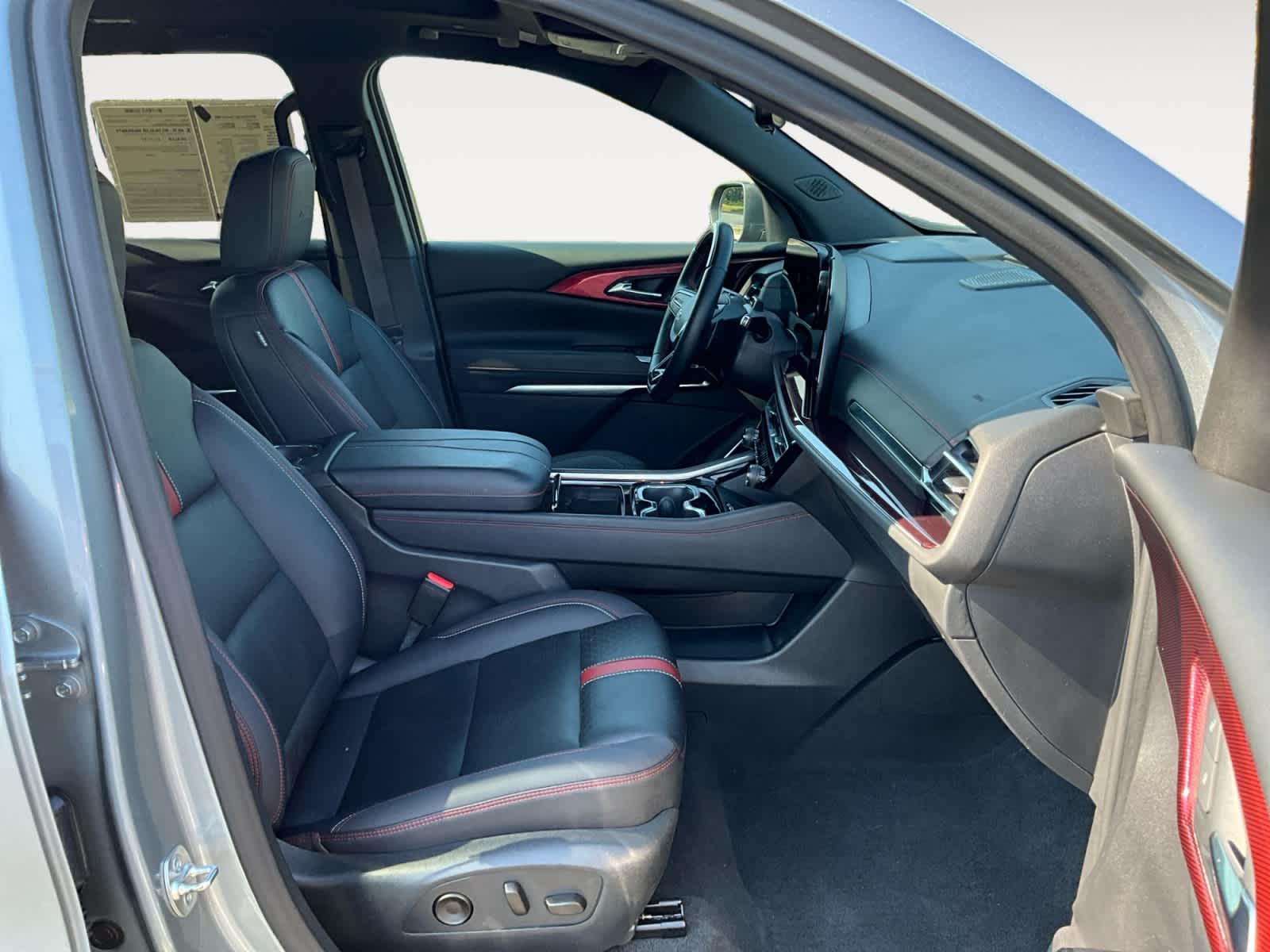 2024 Chevrolet Traverse FWD RS