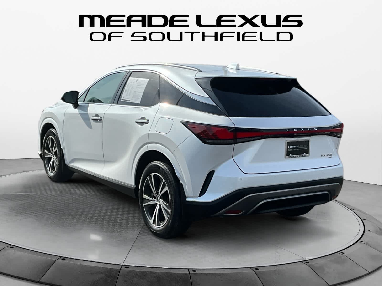 2023 Lexus RX Premium