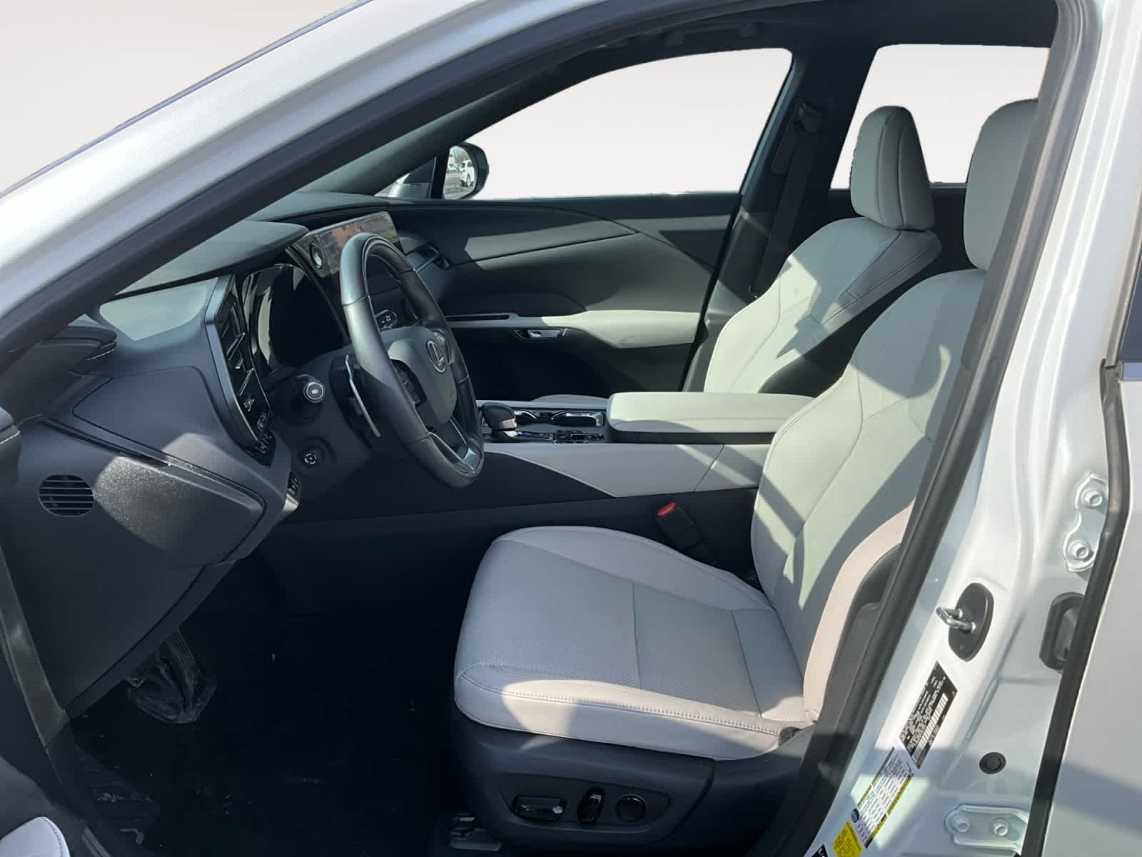 2023 Lexus RX Premium