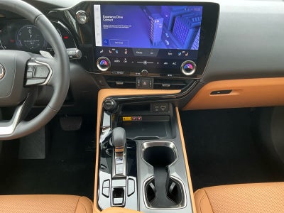 2025 Lexus NX 350h Premium