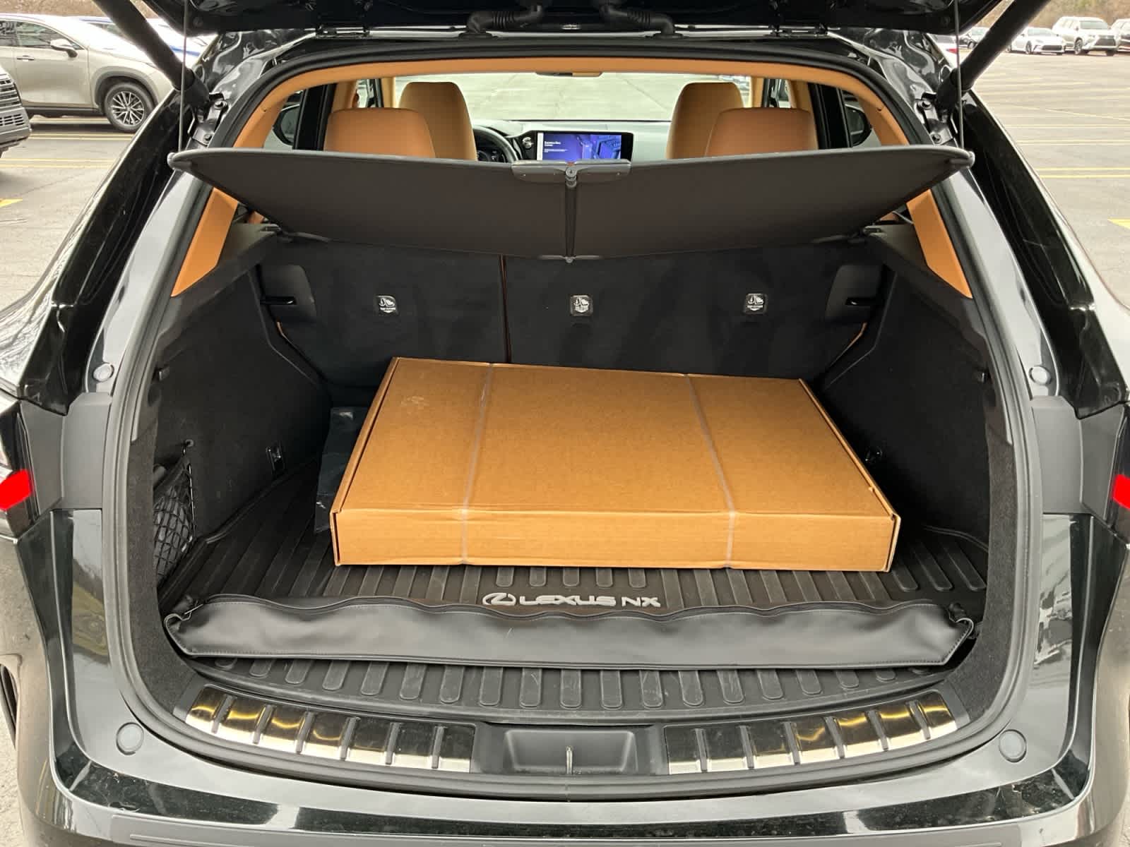 2025 Lexus NX 350h Premium