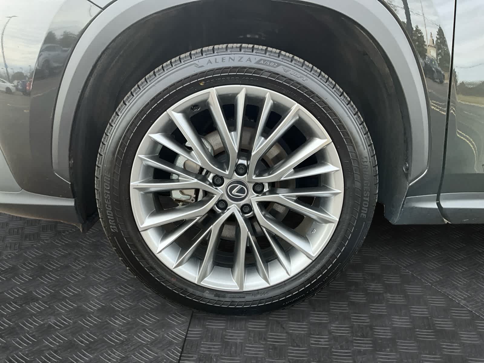 2025 Lexus NX 350h Premium