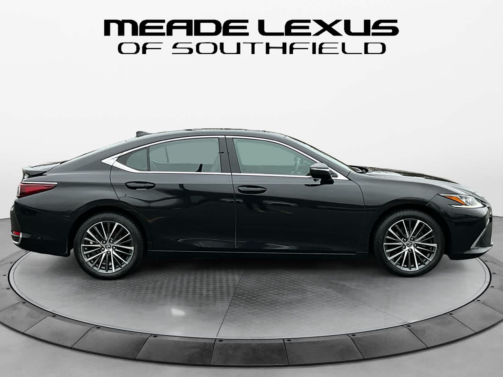 2023 Lexus ES 250 