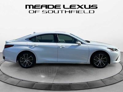 2024 Lexus ES 300h 