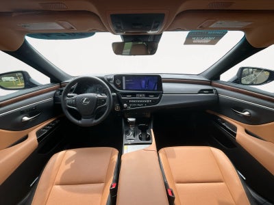 2024 Lexus ES 300h 