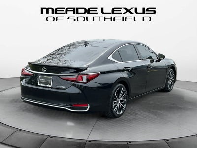 2024 Lexus ES 300h 